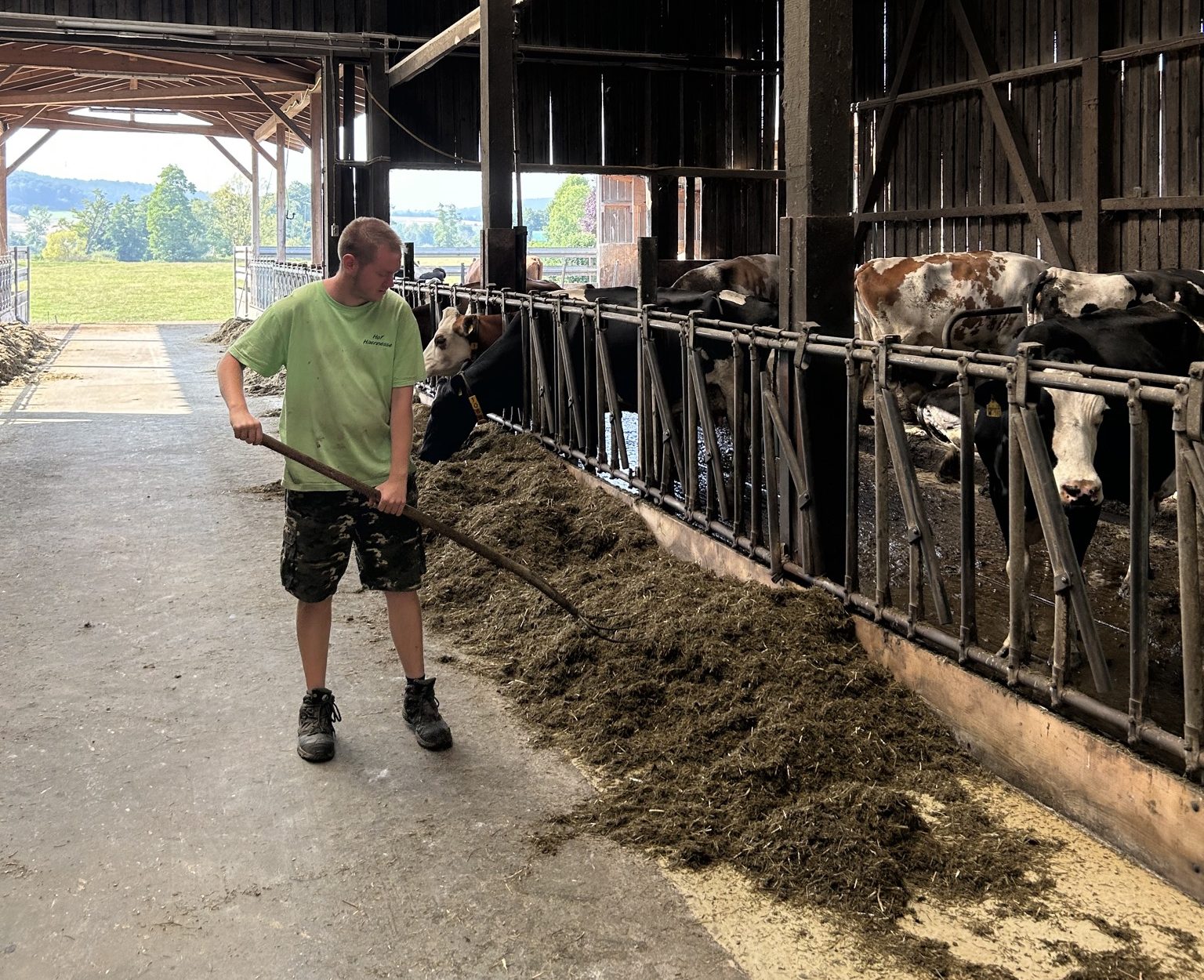 Ausbildung an großen Maschinen und großen Tieren